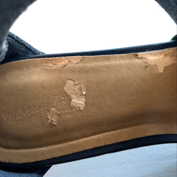 UNIVERSAL THREAD Hummingbird Ankle Strap Sandals - Picture 9 of 9